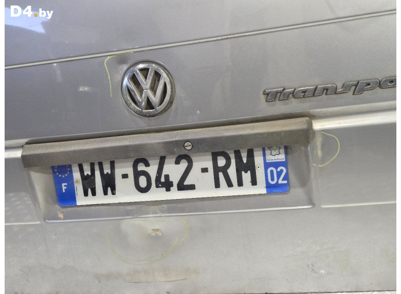 Накладка подсветки номера к Volkswagen Transporter 1998 г.