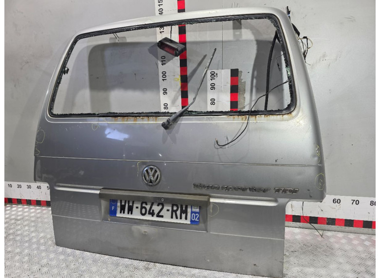 Накладка подсветки номера к Volkswagen Transporter, 1998г.