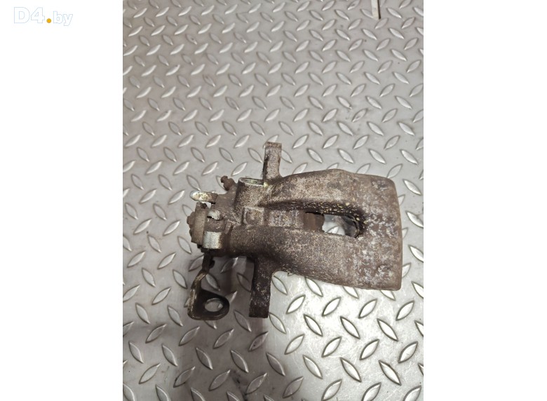 Суппорт задний правый к Opel Astra 2005 г.