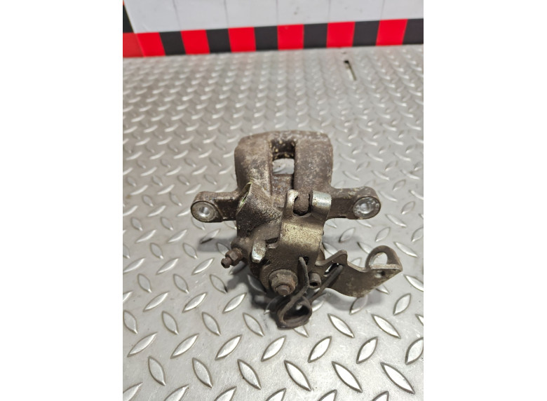 Суппорт задний правый к Opel Astra, 2005г.