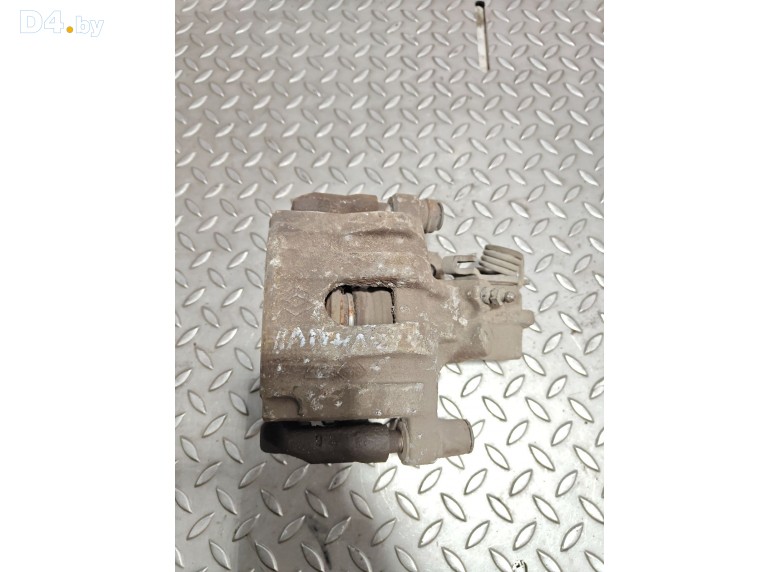 Суппорт задний левый к Renault Espace 2003 г.