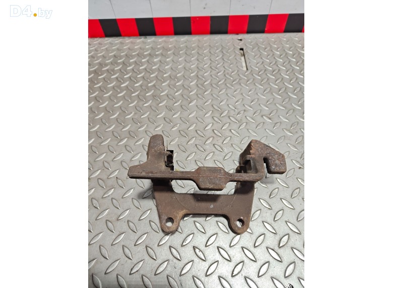 Скоба суппорта заднего к Audi A6 2006 г.