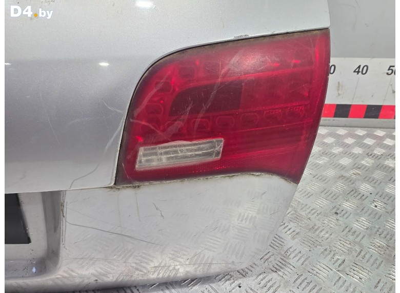 Фонарь крышки багажника правый к Audi A6 2006 г.