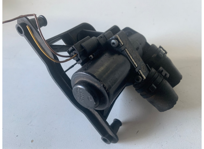 Кран отопителя (печки) к BMW 5 E60/E61, 2007г.