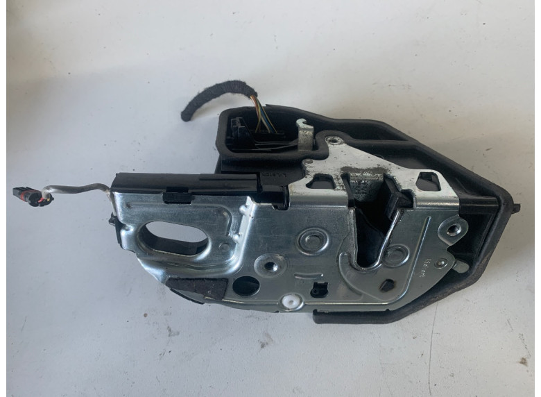 Замок двери задней левой к BMW 5 E60/E61, 2007г.