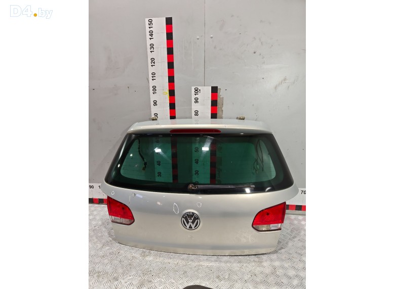Кнопка открытия багажника к Volkswagen Golf 2011 г.