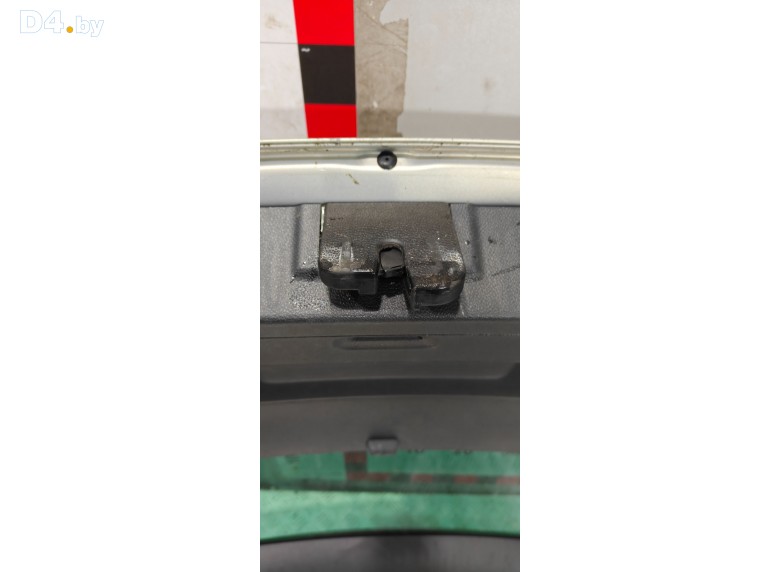 Замок багажника к Volkswagen Golf 2011 г.