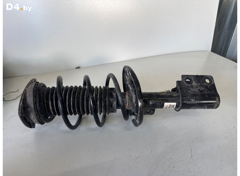 Амортизатор передний правый к Peugeot 308 2022 г.