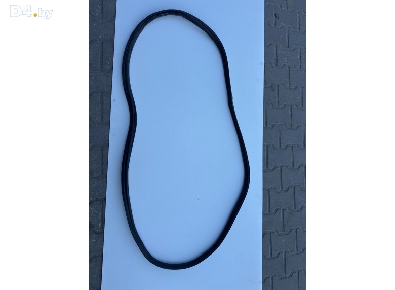 Уплотнитель багажника к Peugeot 308 2022 г.