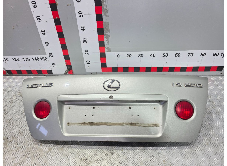 Крышка багажника (дверь 3-5) к Lexus IS, 2003г.