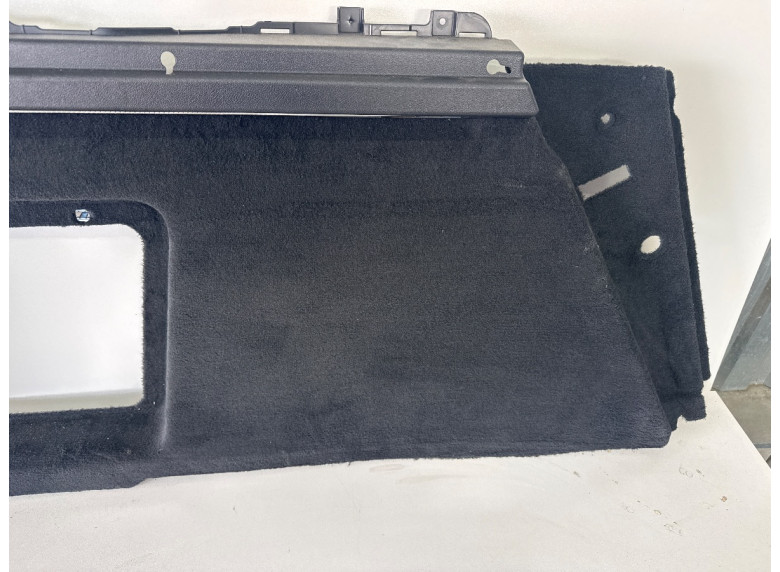 Обшивка багажника к BMW XM G09, 2023г.