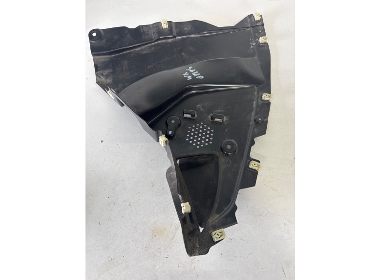 Защита арок передняя правая (подкрылок) к BMW XM G09, 2023г.