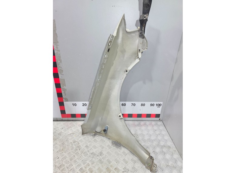 Крыло переднее левое к Крыло переднее левое к Volkswagen Passat 1999 г. Passat