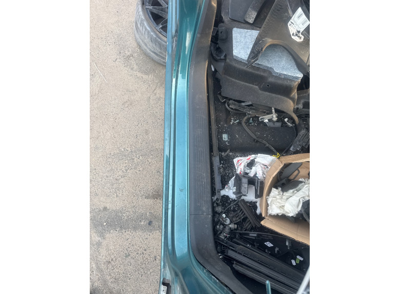 Порог правый к Peugeot 308, 2023г.