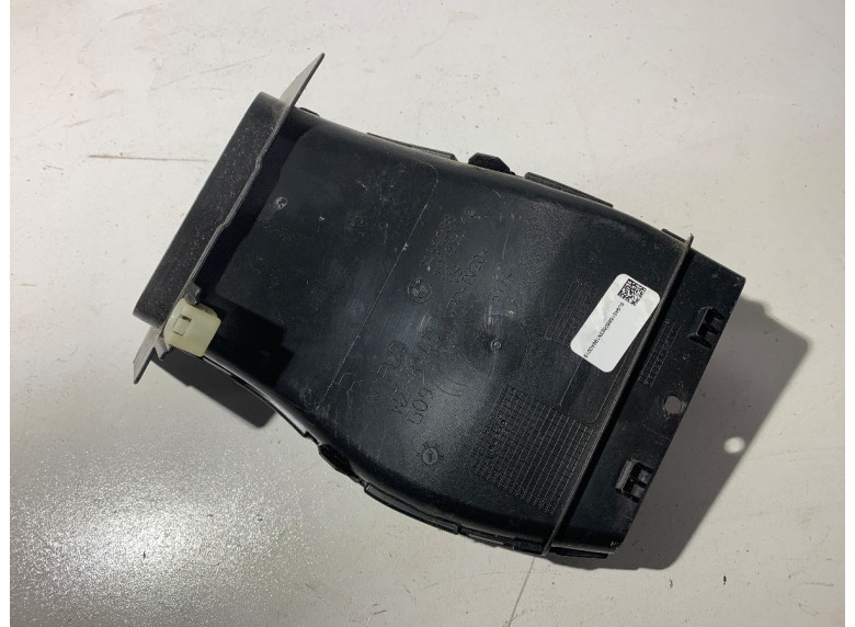 Воздуховод тормозной правый к BMW XM G09, 2023г.