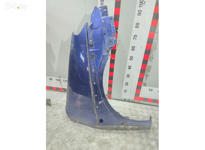 Крыло переднее правое к Renault ScenicRX4 2001 г.