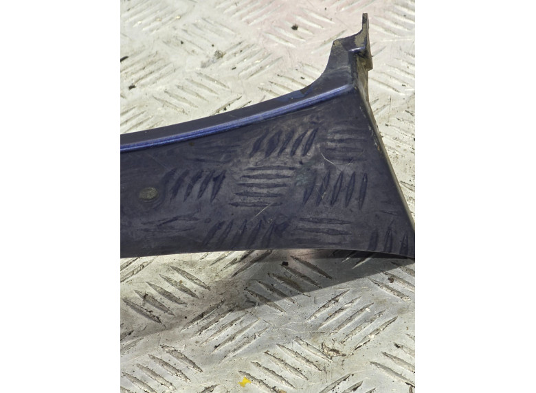 Крыло переднее правое к Renault Scenic RX4, 2001г.