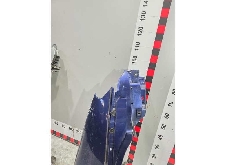 Крыло переднее правое к Renault Scenic RX4, 2001г.