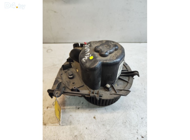 Моторчик печки к Citroen Jumpy 2008 г.