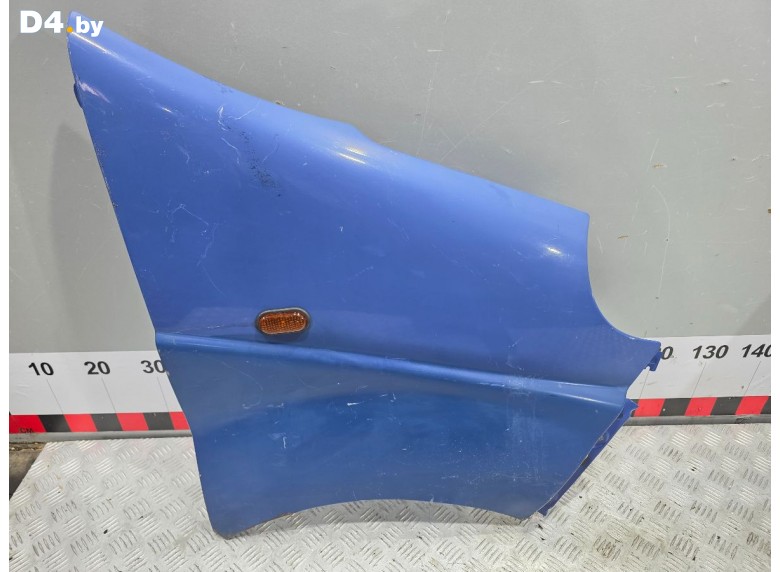 Крыло переднее правое к Opel Vivaro 2003 г.