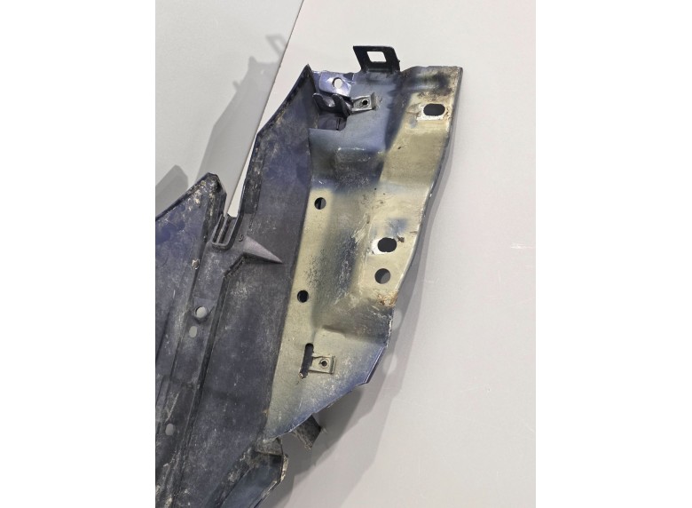 Кронштейн крепления бампера переднего к Renault Scenic RX4