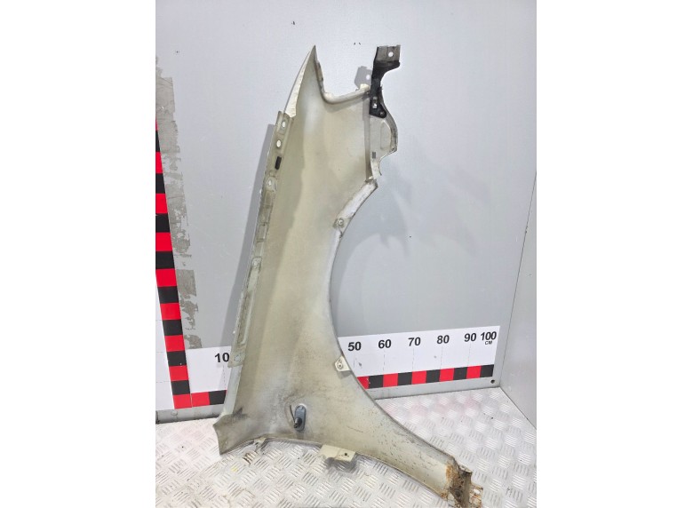 Крыло переднее левое к Крыло переднее левое к Volkswagen Passat 1998 г. Passat