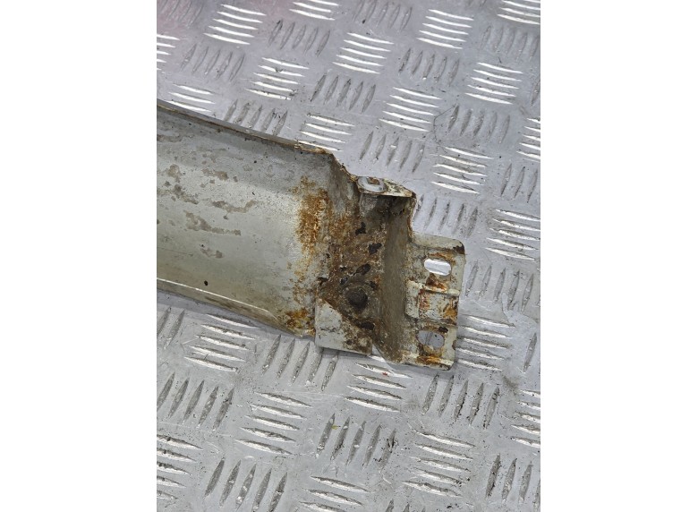 Крыло переднее левое к Крыло переднее левое к Volkswagen Passat 1998 г. Passat