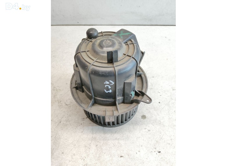 Моторчик печки к Citroen C3 2010 г.