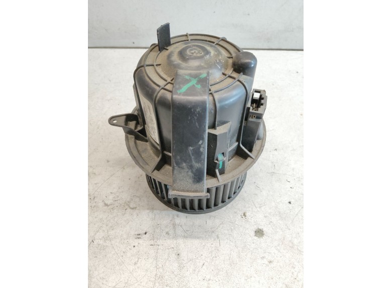 Моторчик печки к Моторчик печки к Citroen C3 2010 г. C3