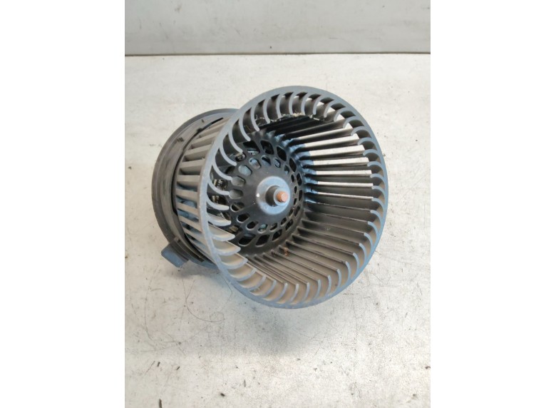 Моторчик печки к Моторчик печки к Peugeot 308 2008 г. 308