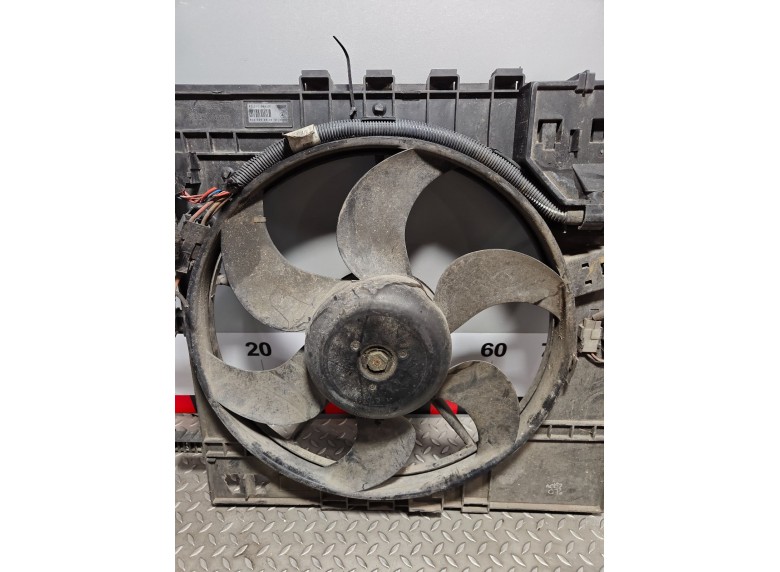 Вентилятор радиатора к Вентилятор радиатора к Mercedes VitoW638 2000 г. Vito W638