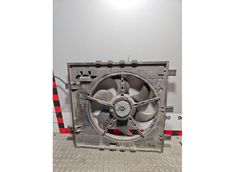 Вентилятор радиатора к Вентилятор радиатора к Mercedes VitoW638 2000 г. Vito W638