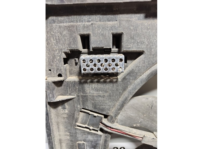 Вентилятор радиатора к Вентилятор радиатора к Mercedes VitoW638 2000 г. Vito W638