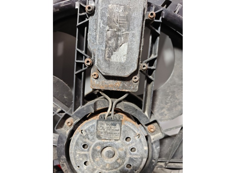 Вентилятор радиатора к Вентилятор радиатора к Volkswagen Touareg 2005 г. Touareg