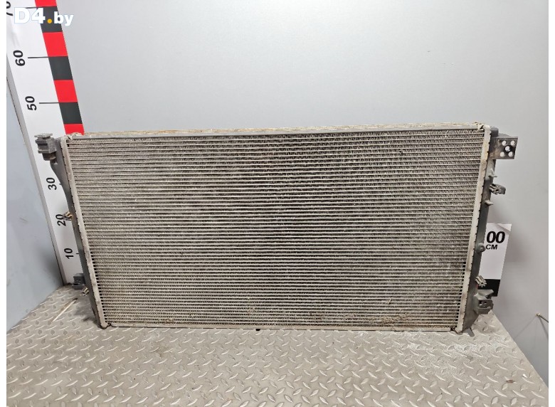 Радиатор (основной) к Renault Master 2009 г.