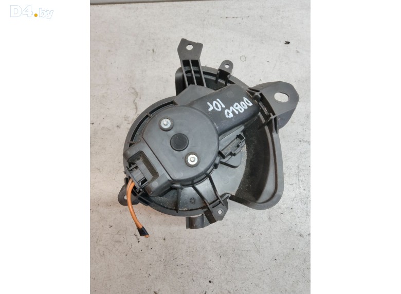 Моторчик печки к Fiat Doblo 2010 г.