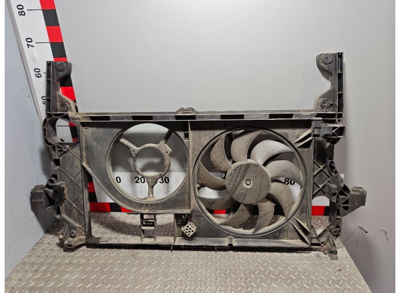 Диффузор вентилятора к Opel Movano