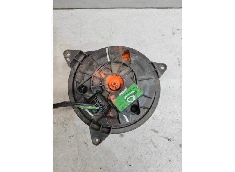 Моторчик печки к Ford Mondeo