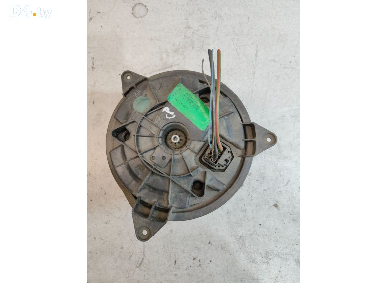 Моторчик печки к Ford Mondeo 2001 г.