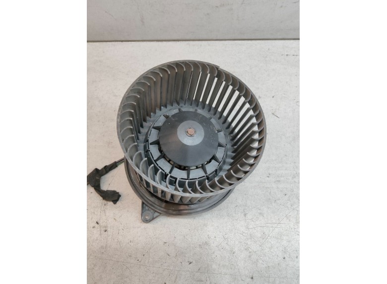 Моторчик печки к Моторчик печки к Ford Mondeo 2001 г. Mondeo