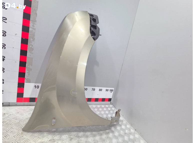 Крыло переднее правое к Dacia Duster 2012 г.