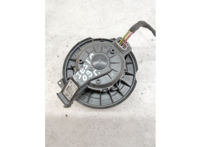 Моторчик печки к Ford Fiesta