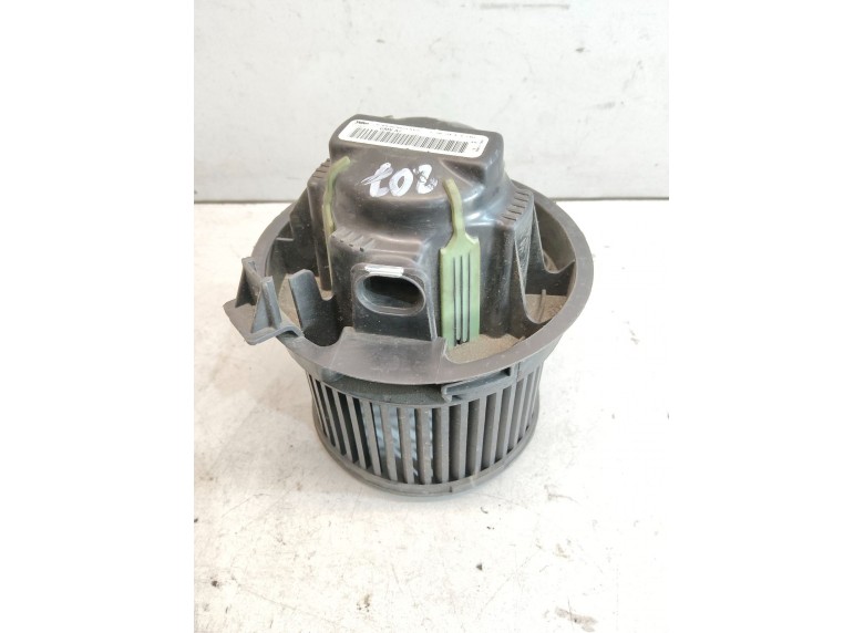 Моторчик печки к Моторчик печки к Peugeot 207 2008 г. 207