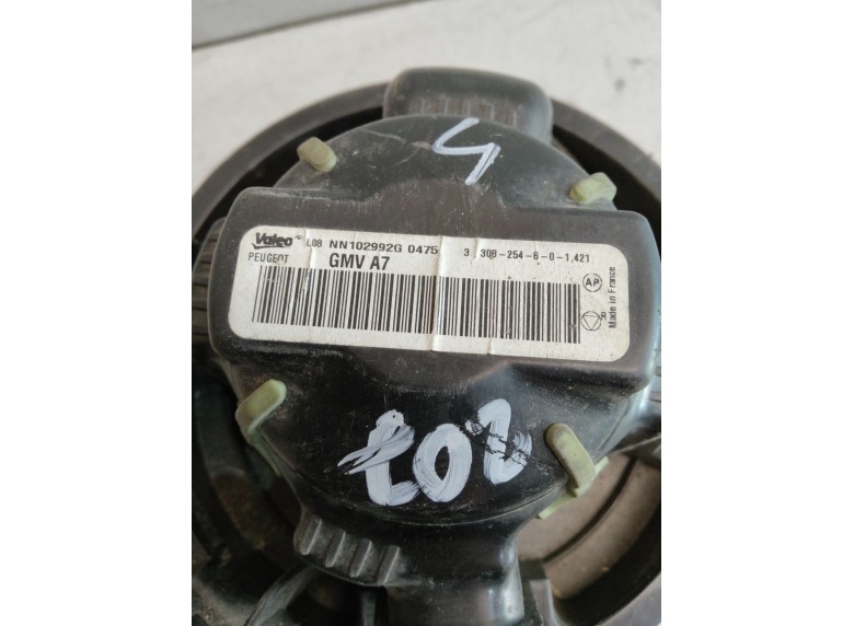 Моторчик печки к Моторчик печки к Peugeot 207 2008 г. 207