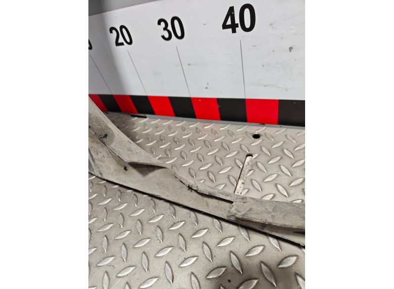 Диффузор вентилятора к Диффузор вентилятора к Volkswagen LT 2002 г. LT