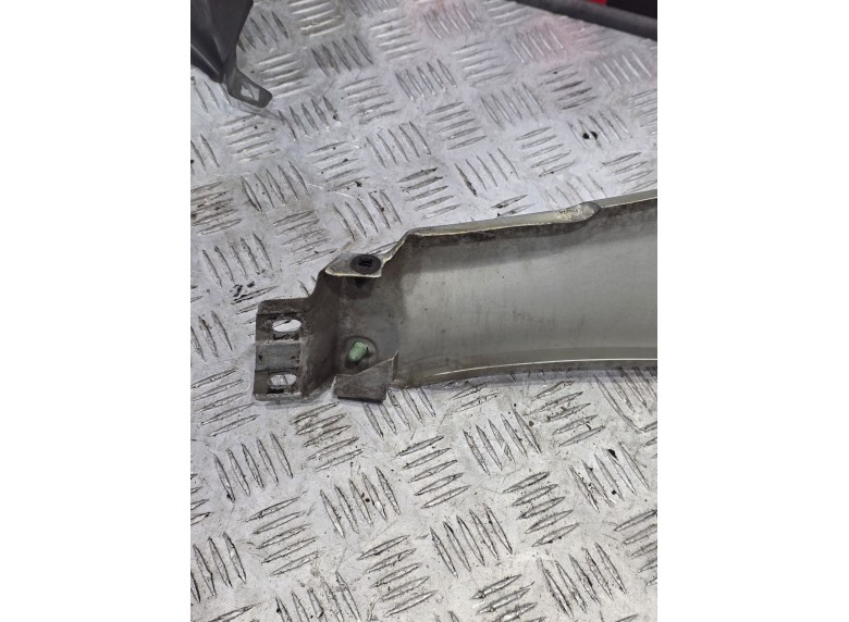 Крыло переднее правое к Крыло переднее правое к Volkswagen Passat 1998 г. Passat