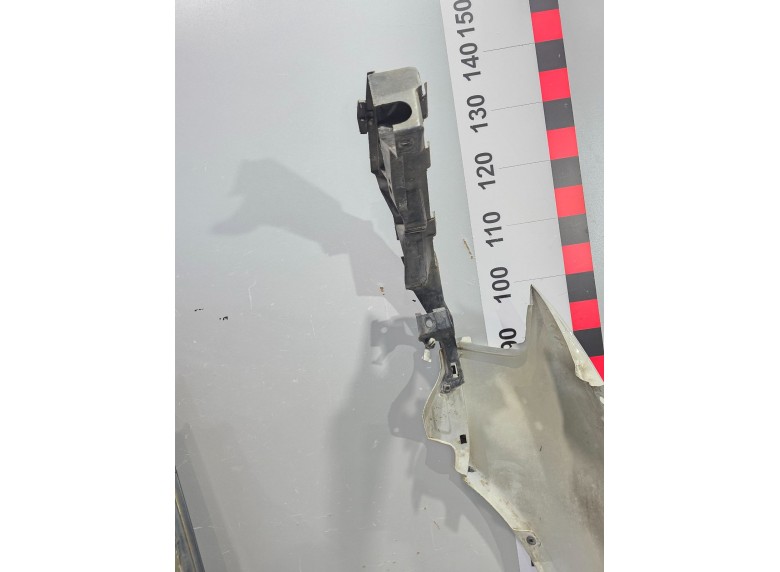 Кронштейн крепления бампера переднего к Volkswagen Passat