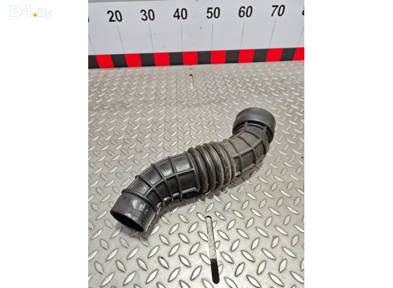 Патрубок впускного коллектора к Peugeot Boxer 2000 г.