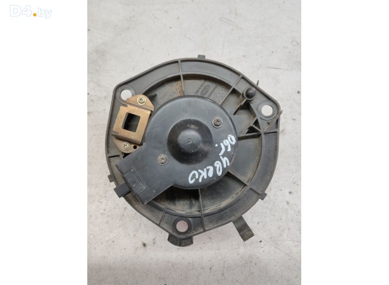 Моторчик печки к Iveco Daily 2000 г.