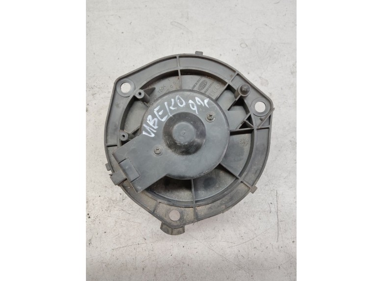 Моторчик печки к Iveco Daily